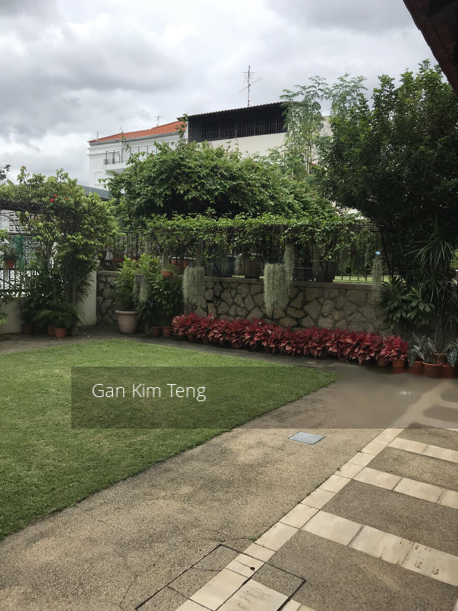 Sennett Avenue thumbnail photo